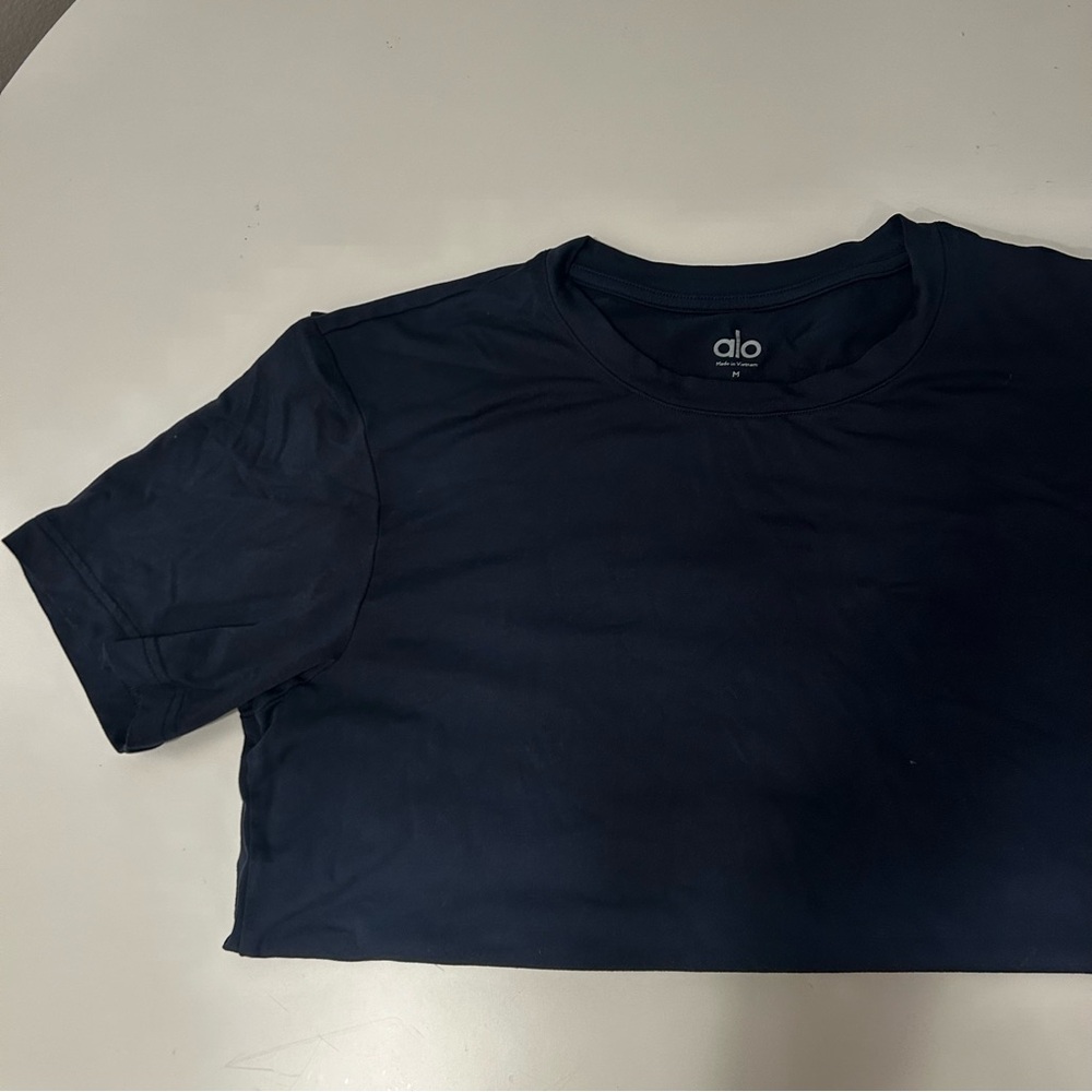 Men’s Alo Shortsleeve Navy Shirt